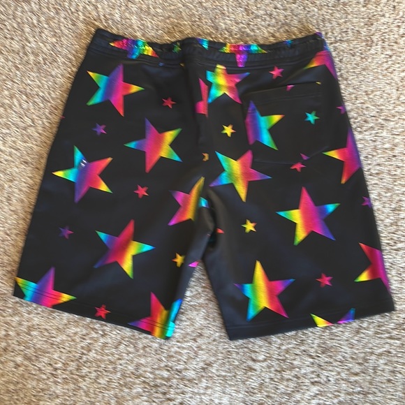 Drill Clothing Company Mens XL Black and multi-colored stars shorts - Picture 6 of 6